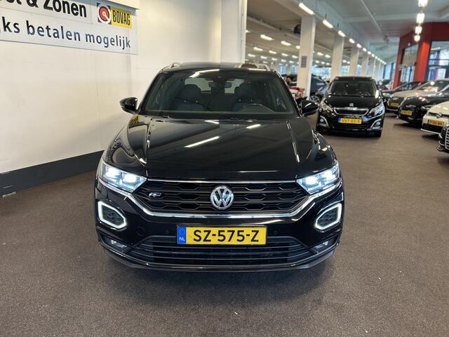 Volkswagen T-Roc 1.5 TSI 3X R-Line Automaat | Panoramadak | Achteruitrijcamera | Digital dashboard | Adaptieve cruise control | Nederlands geleverd | Apple carplay | Climate control | Stoelverwarming