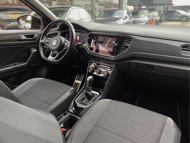 Volkswagen T-Roc 1.5 TSI ACTIE! BETAAL NU 50% 11450 50/50 DEAL DE REST IN 2JR RENTEVRIJ FINANCIEREN
