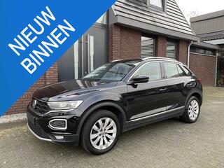 volkswagen-t-roc-1.5-tsi-sport-virt