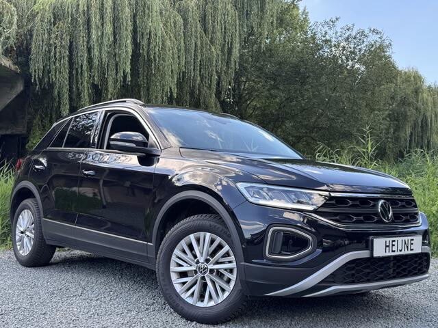 Volkswagen T-Roc TSI 115PK LIFE NAVI/PDC/CARPLAY