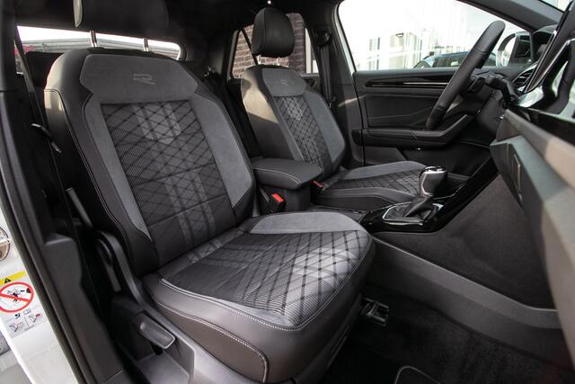 Volkswagen T-Roc 1.5 TSI R-Line Edition | Adapt cruise | Panorama dak | 18" Lmv |