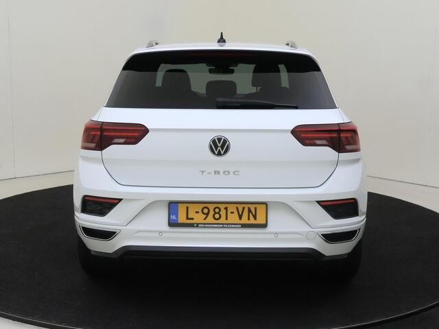 Volkswagen T-Roc 1.5 TSI Sport Business R | Achteruitrijcamera | Navigatie | Digital cockpit Pro | CarPlay | Adaptieve cruise control | Elektrisch inklapbare buitenspiegels | LED verlichting |