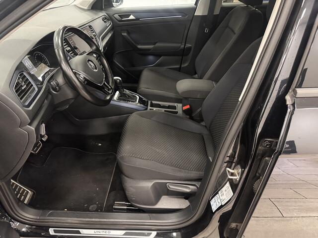 Volkswagen T-Roc UNITED 1.5 TSI 150pk DSG automaat WINTERPAKKET / CARPLAY / CRUISE