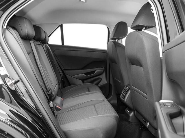 Volkswagen T-Roc Life First Edition 1.5 eTSI 116 PK 7 verns. DSG · Comfort pakket · Achteruitrijcamera · Draadloze telefoonlader ·