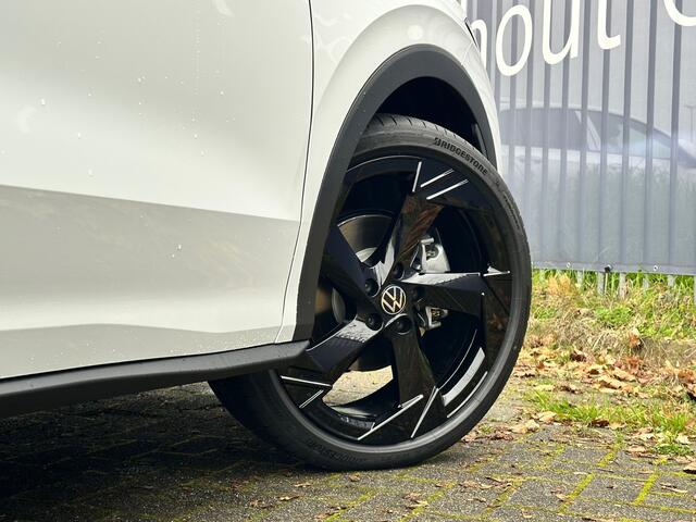 Volkswagen T-Roc 1.5 eTsi 150pk DSG R-Line First Edition / Demonstratieauto
