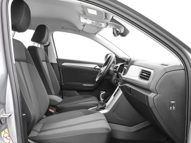 Volkswagen T-Roc 1.0TSI/110PK Life Business · Navigatie · Apple/Android · Stoelverwarming · Garantie tot april 2027 of 100000km.