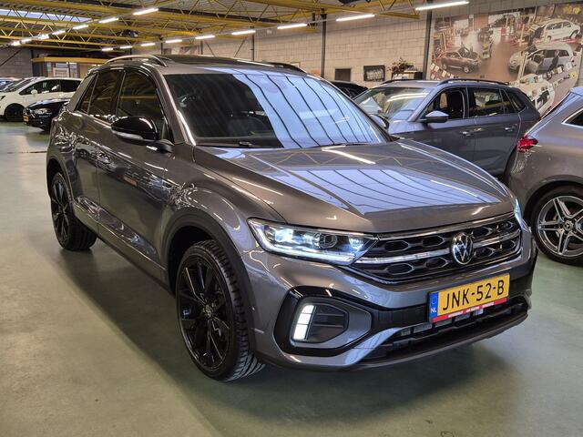 Volkswagen T-Roc 1.5 TSI R-Line -150pk- Automaat | Panorama dak | IQ LED | Camera | Elec. Achterklep | Rijklaarprijs