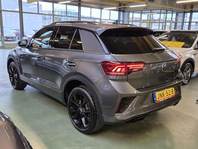Volkswagen T-Roc 1.5 TSI R-Line -150pk- Automaat | Panorama dak | IQ LED | Camera | Elec. Achterklep | Rijklaarprijs