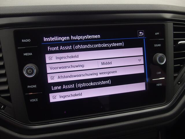 Volkswagen T-Roc 1.0 TSI 1STE EIG / TREKHAAK / AIRCO / CARPLAY / ELEK RAMEN / NL-AUTO