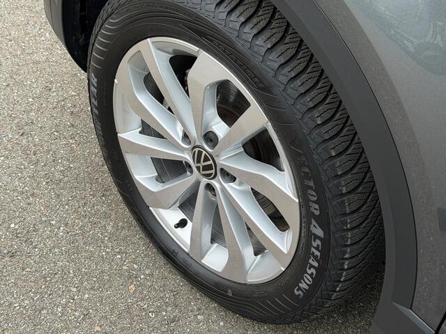 Volkswagen T-Roc 1.5 TSI 150pk DSG Style | Trekhaak | Navi | IQ light | Adapt. Cruise | Rijklaar incl. garantie