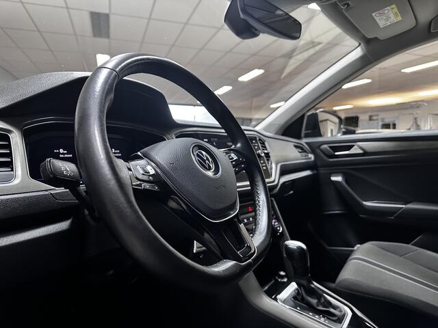 Volkswagen T-Roc 1.5 TSI Style Business /AUTOMAAT! /Trekhaak /Camera /Apple + Android /DAB+! /Lane Assist /Navi /Climat /Adaptief Cruise /Elek. pakket /Isofix /Armsteun /16"LMV /PDC /LED Dagrijverl.