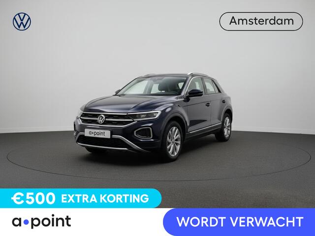 Volkswagen T-Roc 1.5 TSI Style 150 pk Automaat (DSG) | Navigatie | Parkeersensoren (Park assist) | Adaptieve cruise control | Stoelverwarming |