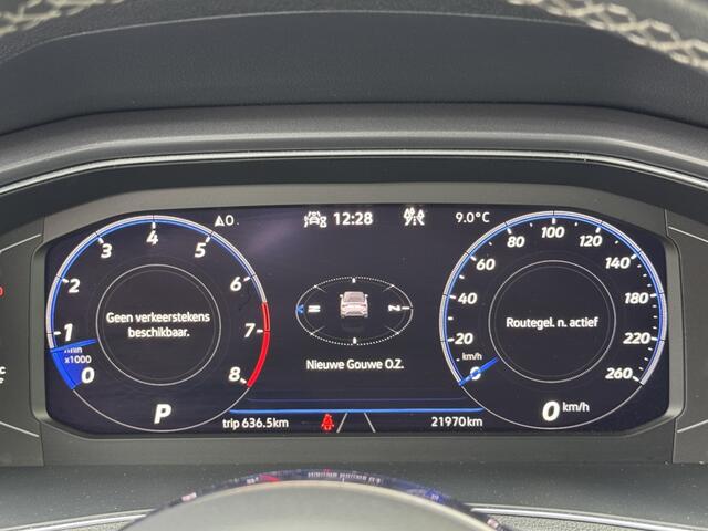 Volkswagen T-Roc R-Line 150PK Aut./Black Style/dodehoek/Trekhaak/19"/iQ Drive/Sto