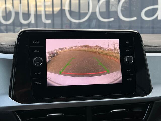 Volkswagen T-Roc 1.5 TSI 150pk DSG Life Edition App Connect