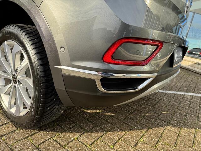 Volkswagen T-Roc 1.5 TSI Style | DSG | 150pk | Trekhaak | ACC | App Conn. | Virt. diplay | Mooi!