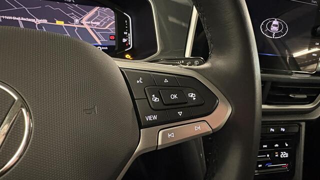 Volkswagen T-Roc 1.5 TSI Life Business | Pano dak | Key Less| Virtual cockpit