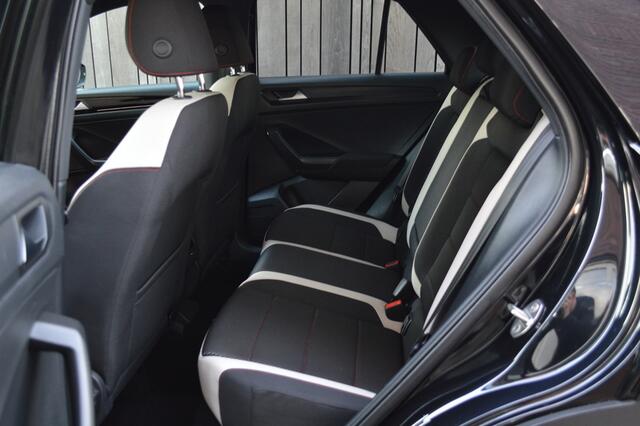 Volkswagen T-Roc 1.5 TSI Sport DSG Led Navi Acc Camera Keyless CarPlay Pdc