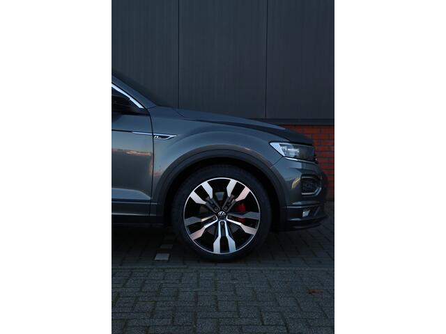 Volkswagen T-Roc 2.0 TSI 4Motion Sport panormadak | ACC |