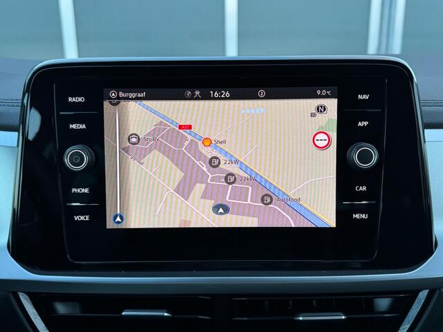 Volkswagen T-Roc 1.5TSI 150pk DSG Life | Climate | Trekhaak