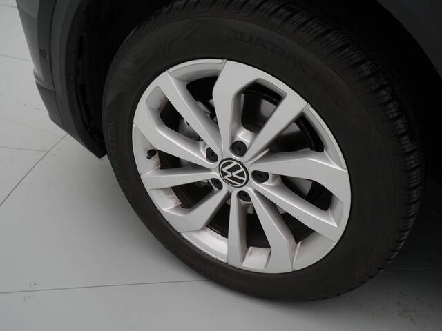 Volkswagen T-Roc 1.5 TSI 150pk DSG Navigatie Camera Acc Carplay Parkassist Argon