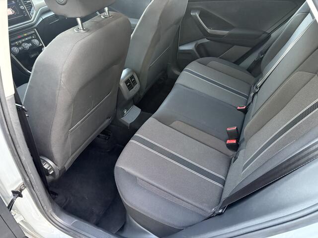 Volkswagen T-Roc 1.0 TSI Style / AIRCO / NAVI / CRUISE