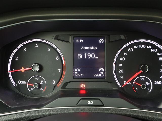 Volkswagen T-Roc 1.0 TSI Style | 110 PK | Climate control | Achteruitrijcamera | Apple Carplay/Android Auto |