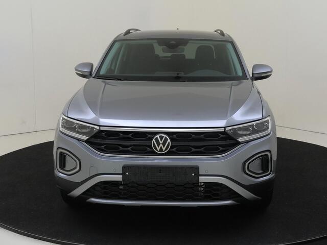 Volkswagen T-Roc Life Edition | 'App-Connect' draadloze smartphone integratie | 'App-Connect' draadloze smartphone integratie | Afstandscontrolesysteem (Front Assist)