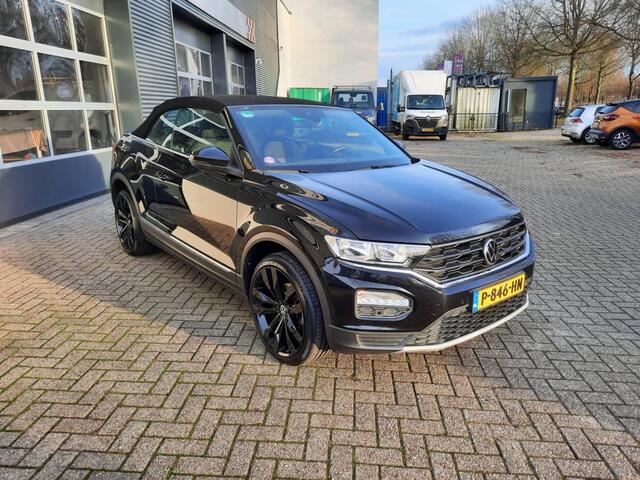 Volkswagen T-Roc 1.0 TSI Style Navigatie, 19" velgen. Cabrio