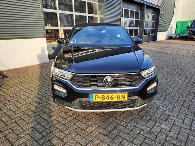 Volkswagen T-Roc 1.0 TSI Style Navigatie, 19" velgen. Cabrio