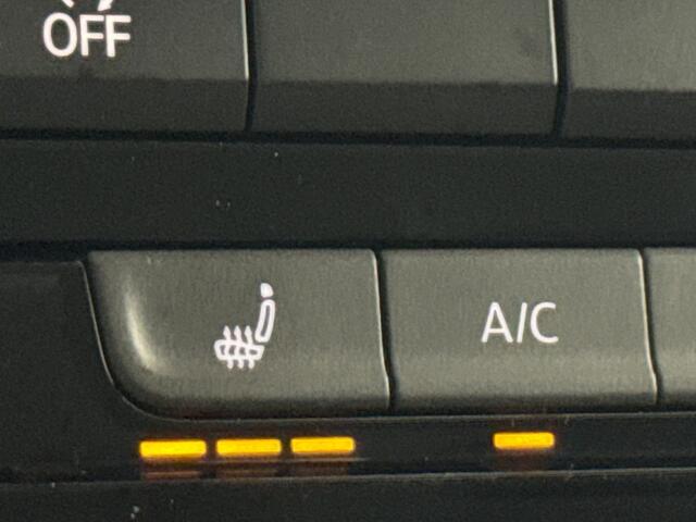 Volkswagen T-Roc 1.5 TSI Life Business DSG Automaat | Adaptieve Cruise Control | Apple Carplay/Android Auto | Parkeersensoren voor + achter