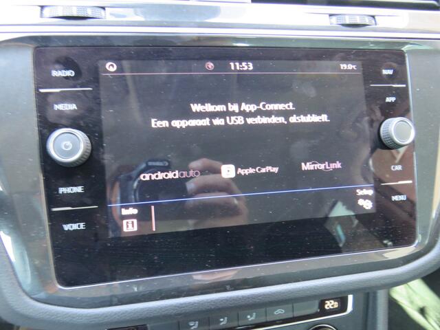 Volkswagen TIGUAN 1.5 TSI 150Pk DSG ACT Comfortline EXE * Rijklaarprijs incl. garantie * Automaat * Parkeersensoren V+A * Navigatie * Adapt. Cruise