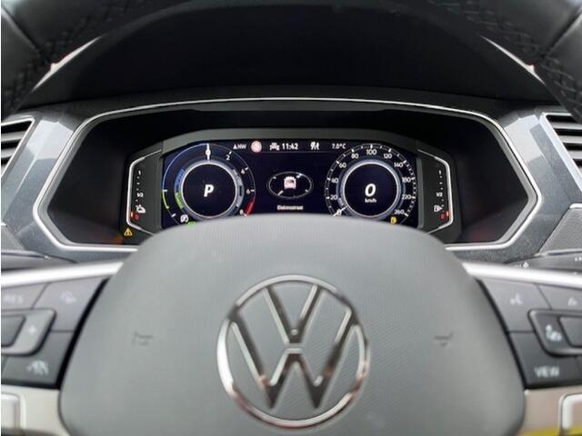 Volkswagen TIGUAN 1.4TSi 245PK EHYBRID - ELEGANCE - MATRIX IQ - 20 INCH