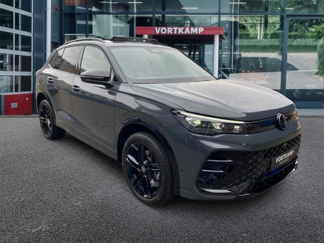 Volkswagen TIGUAN 1.5 TSI EHYBRID R-LINE BLACK-OPTIK PANO-DAK/TREKHAAK/LEDER/360-C