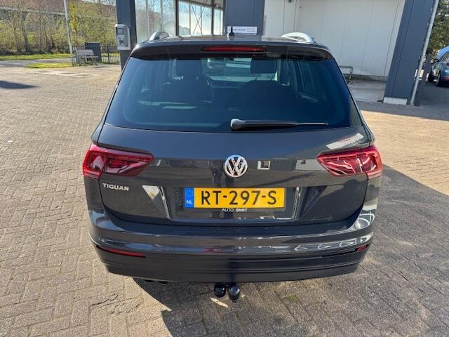 Volkswagen TIGUAN 1.4 TSI CL Bns * trekhaak * apple carplay * All In prijs