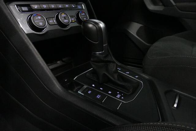 Volkswagen TIGUAN 1.4 TSI ACT Business R / Orig. Nederlands / R-line / Black Style / 20" Suzuka LMV / Panoramadak / LED koplampen / Stoelmassage / Stoelverwarming / Virtual Cockpit / Achteruitrijcamera / Adapt. Cruise / Elek. achterklep / Apple Carplay-Android Auto / DAB