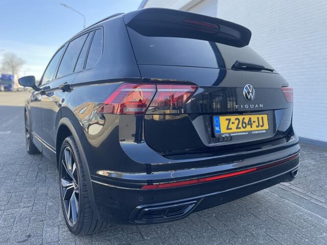 Volkswagen TIGUAN 1.5 TSI 3X R-Line Black style