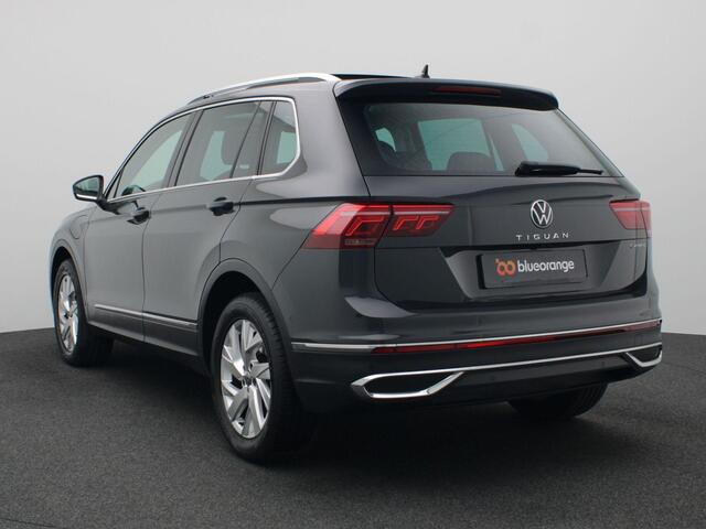 Volkswagen TIGUAN 1.4 TSI eHybrid Elegance 245PK DSG Pano-Schuifdak, Ergo Active, Keyless, Elektr. Achterklep, Adaptieve Cruise, Achteruitrijcamera, Side Assist, 18" LM Velgen