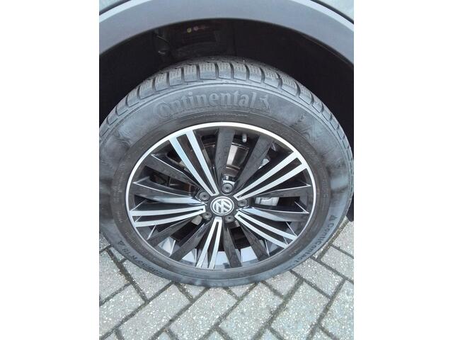 Volkswagen TIGUAN 1.5 TSI ACT Comfortline Business