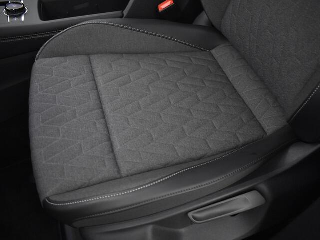 Volkswagen TIGUAN 1.5 eTSI 130pk DSG Life Edition · Camera · Apple/Android Car Play · Navi · Stoel&stuur Verwarming · 17'' Inch ·