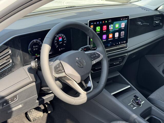 Volkswagen TIGUAN 1.5 eHybrid Life Edition Trekhaak | keyless | 18" | stoel en stuurverwarming