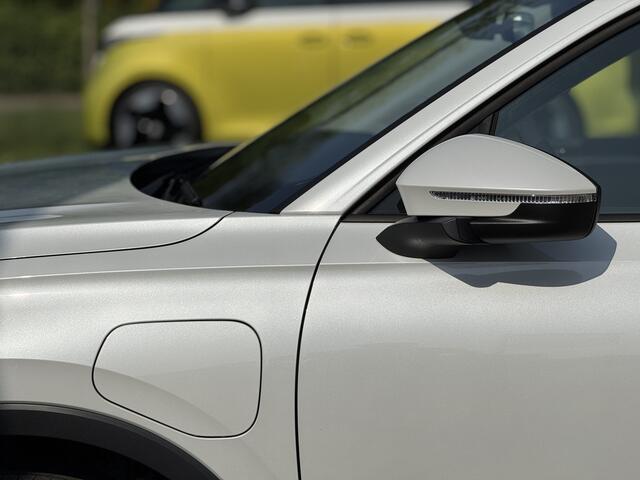 Volkswagen TIGUAN 1.5 eHybrid Life Edition Trekhaak | keyless | 18" | stoel en stuurverwarming