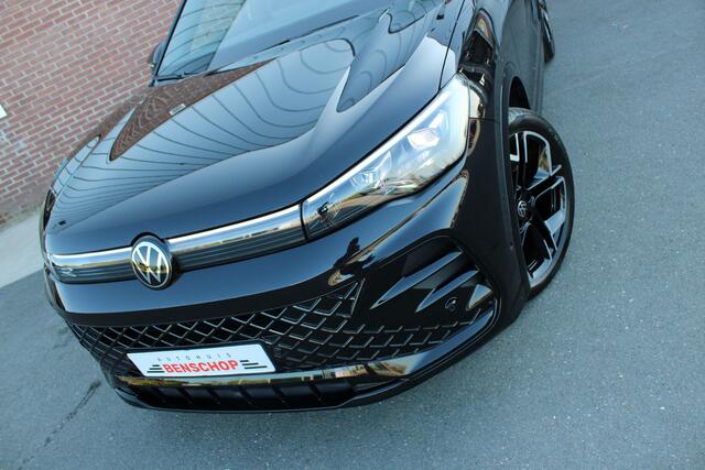 Volkswagen TIGUAN 1.5 eTSI 150PK DSG R-Line Edition |PANO-DAK|BLACK-STYLE|IQ-LIGHT|IQ.DRIVE|CAMERA|