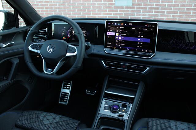 Volkswagen TIGUAN 1.5 eTSI 150PK DSG R-Line Edition |PANO-DAK|BLACK-STYLE|IQ-LIGHT|IQ.DRIVE|CAMERA|