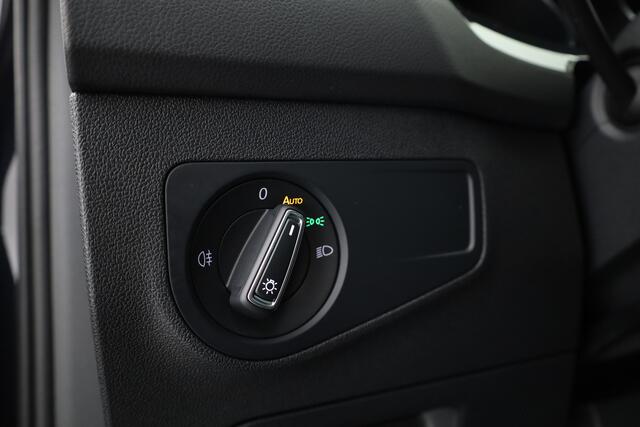 Volkswagen TIGUAN 1.5 TSI DSG 150pk | Navi | Camera | Travel Assist | Stoel- Stuurverw. | Dodehoekdet.