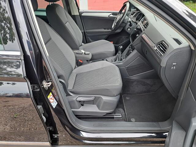 Volkswagen TIGUAN 1.5 TSI 131 Pk Comfortline Business Ecc Nav. Apple Carplay