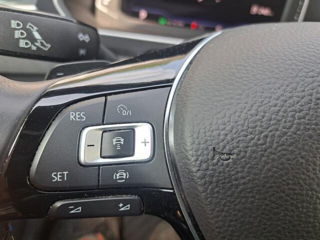 Volkswagen TIGUAN 1.5 TSI 150 Pk ACT R-Line Highline Panodak Digital Cockpit