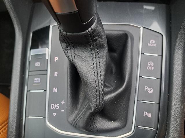 Volkswagen TIGUAN 1.5 TSI 150 Pk ACT R-Line Highline Bs DSG-7, Leder, Digital cock