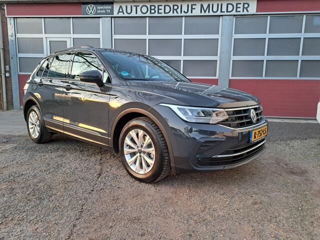 Volkswagen TIGUAN 1.5 TSI 150 Pk Life Business Dsg-7 Ecc Pdc Apple carplay LED