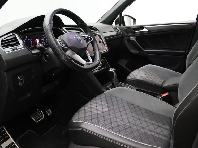 Volkswagen TIGUAN 245pk TSI eHybrid R-Line Business+ Camera | Adapt. Cruise | Navi | Parkeersens. v+a | Stoelverw. | Panoramadak