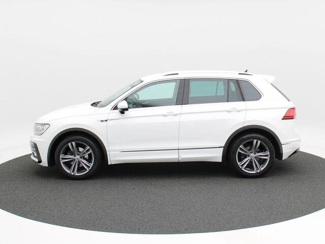 Volkswagen TIGUAN 1.4 TSi 150 Pk Automaat R-Line | Adaptive Cruise | CarPlay | Navigatie | Bluetooth | Parkeersensoren | Trekhaak | 19 Inch | 104.712 Km!!